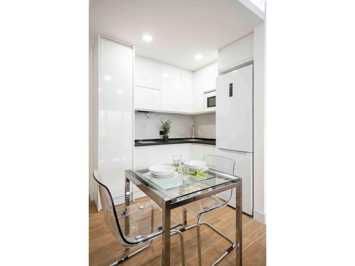 Precioso Apartamento A Pie De Calle - Retiro- Dr Laguna Madrid Exterior photo